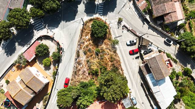 Terreno residencial en Venta en Carrer de Vicenta Moreno en Les Planes