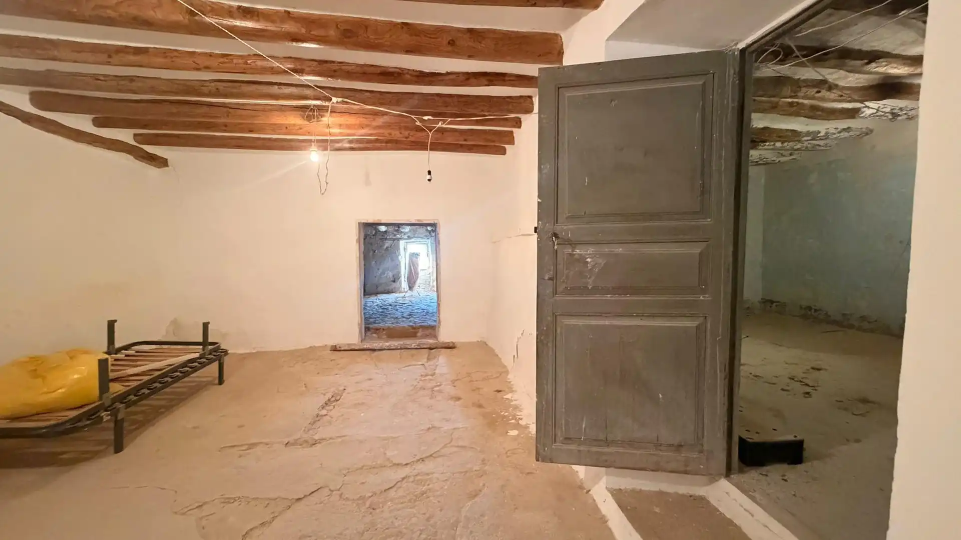 Casa aparellada amb jardí en venda a Ontiñena, imagen 9