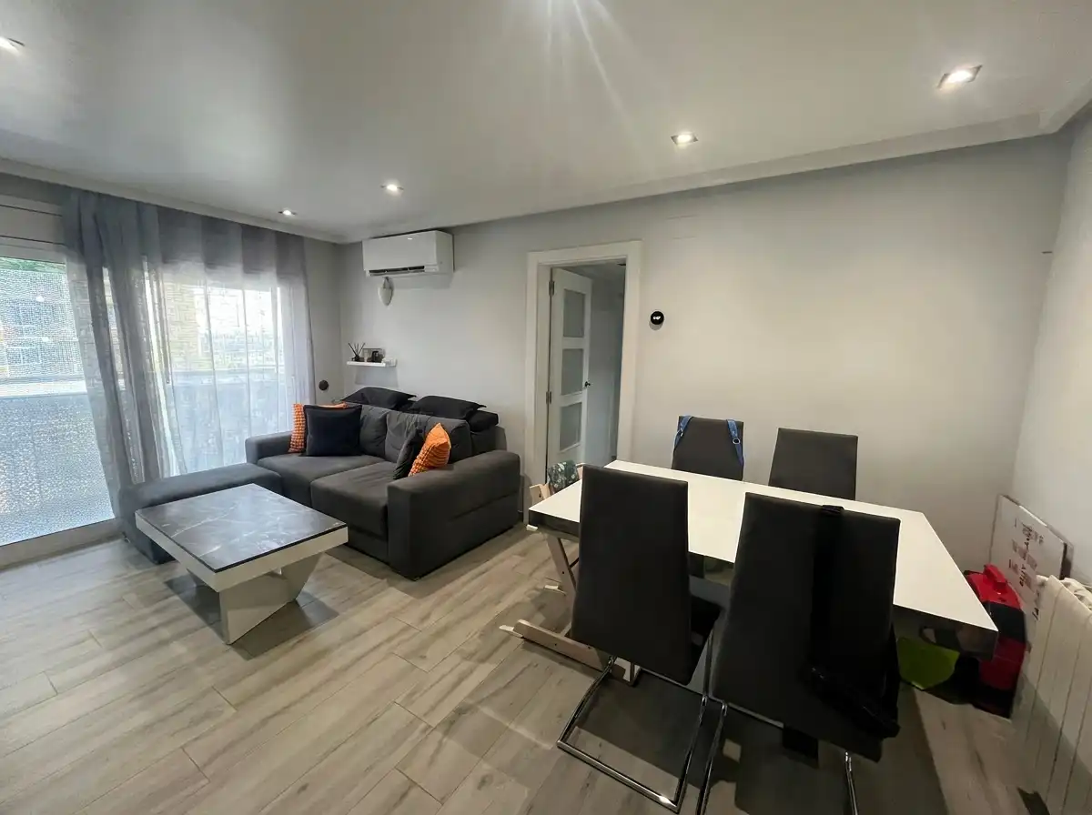 Sala de estar de Piso en venta en Barcelona con Aire acondicionado, Calefacción y Terraza