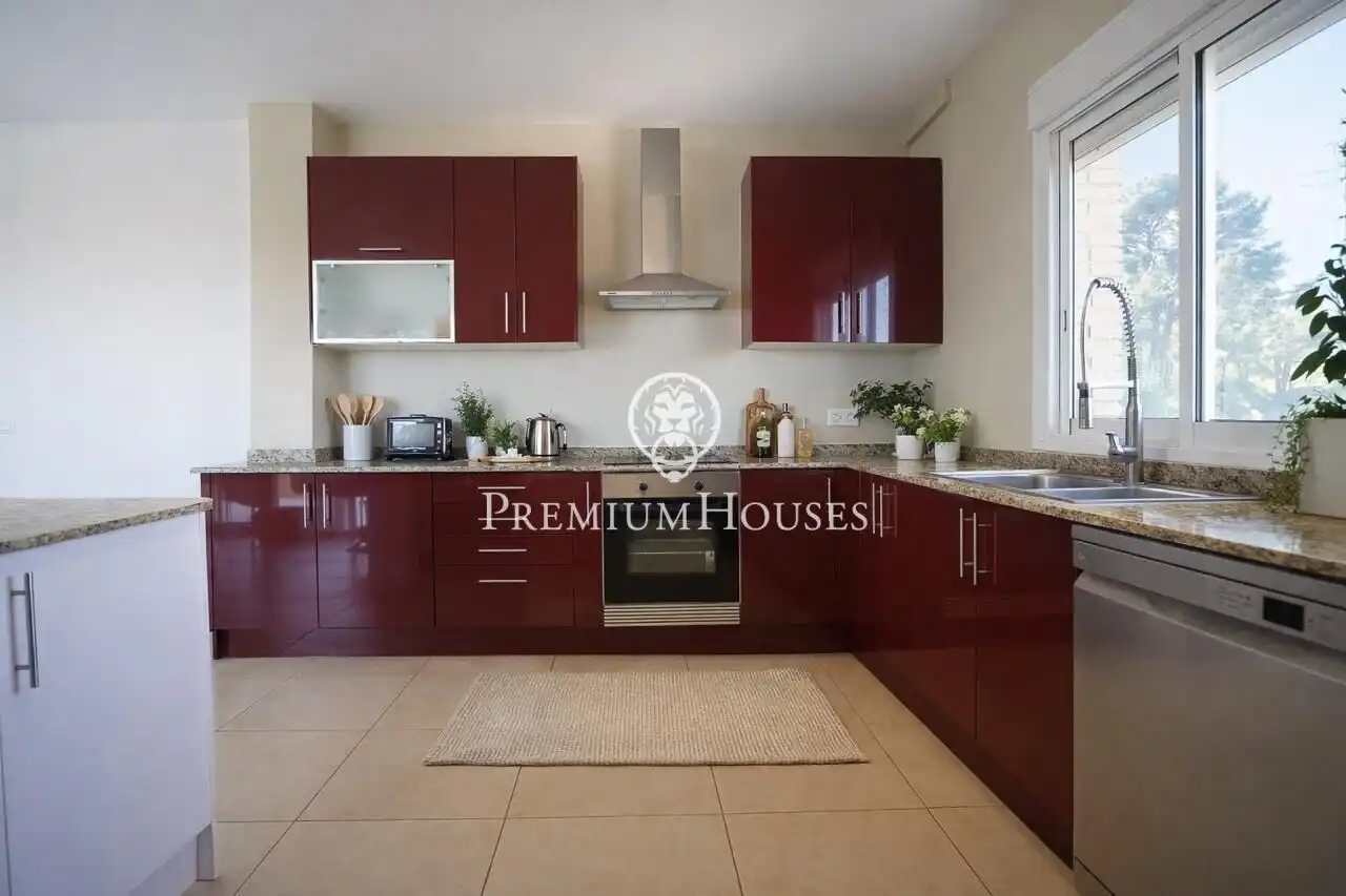 Cocina de Casa o chalet en venta en Salou con Aire acondicionado, Calefacción y Jardín privado