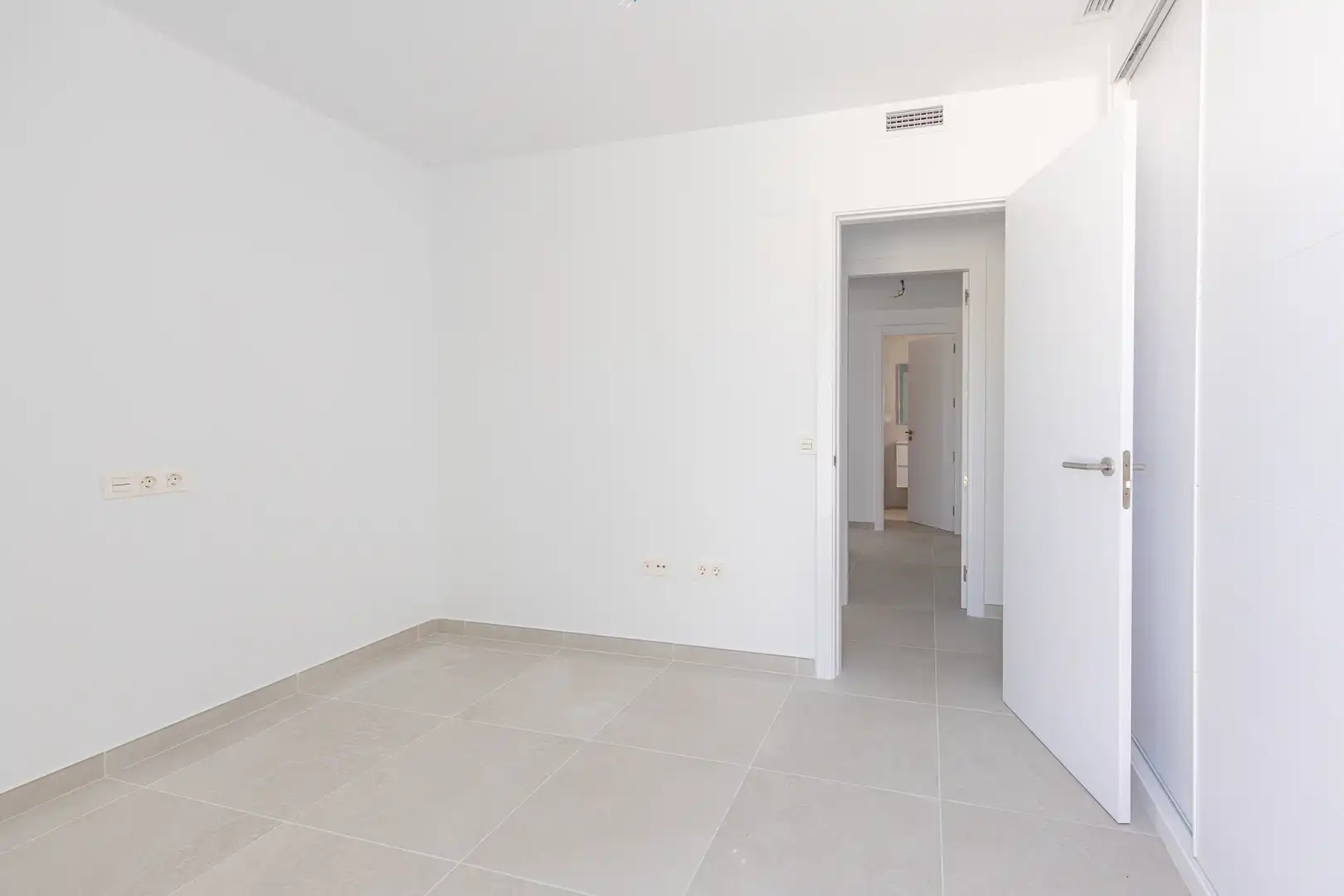 Attic for sale in Mijas  with Air Conditioner, Terrace and Swimming Pool