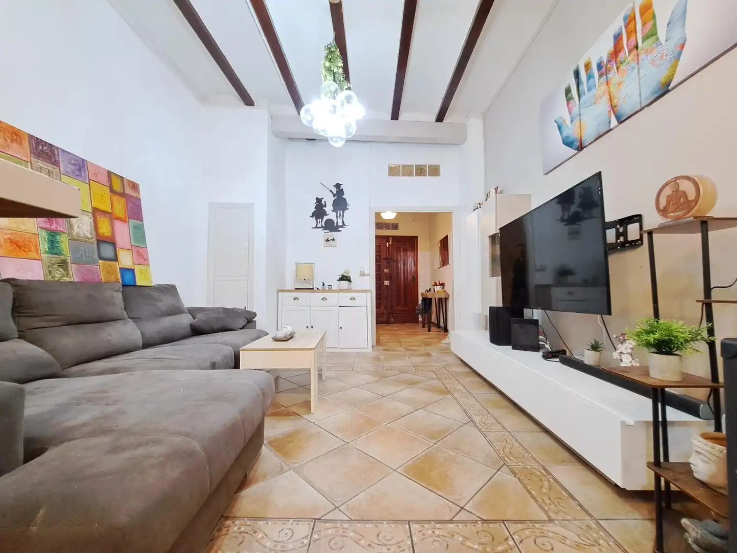 Sala d'estar de Casa o xalet en venda en Alzira amb Aire condicionat, Terrassa i Moblat