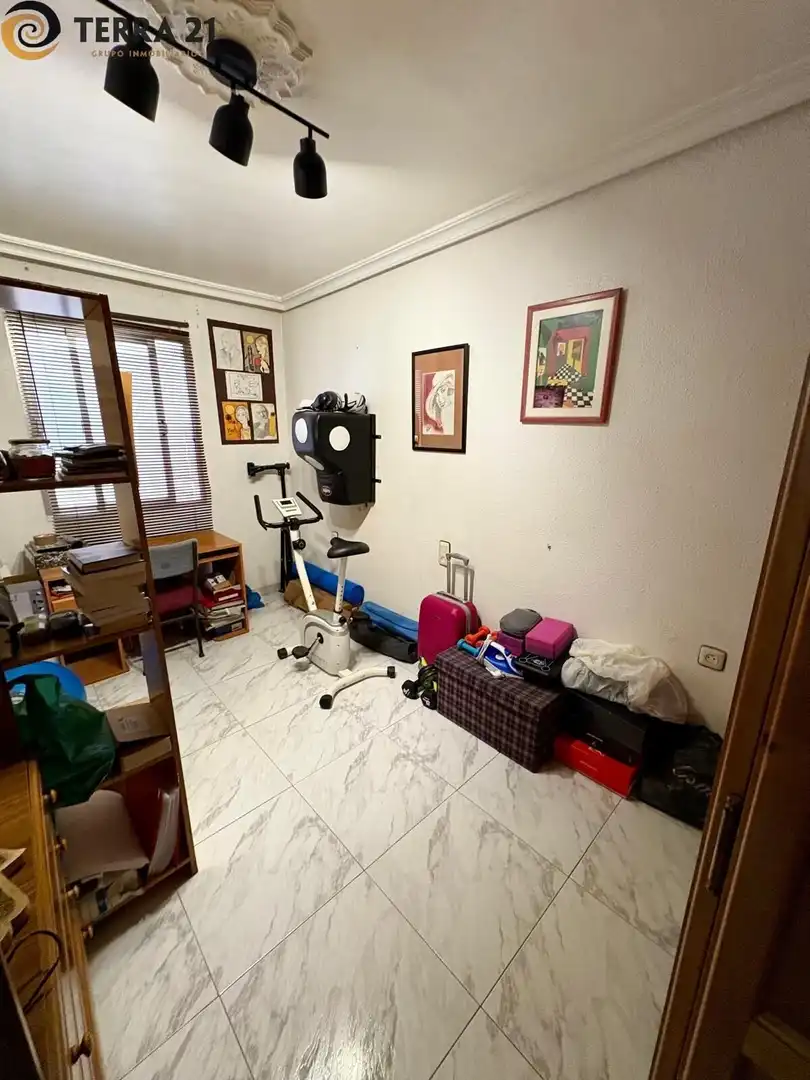 Flat for sale in Jaén  with Balcony