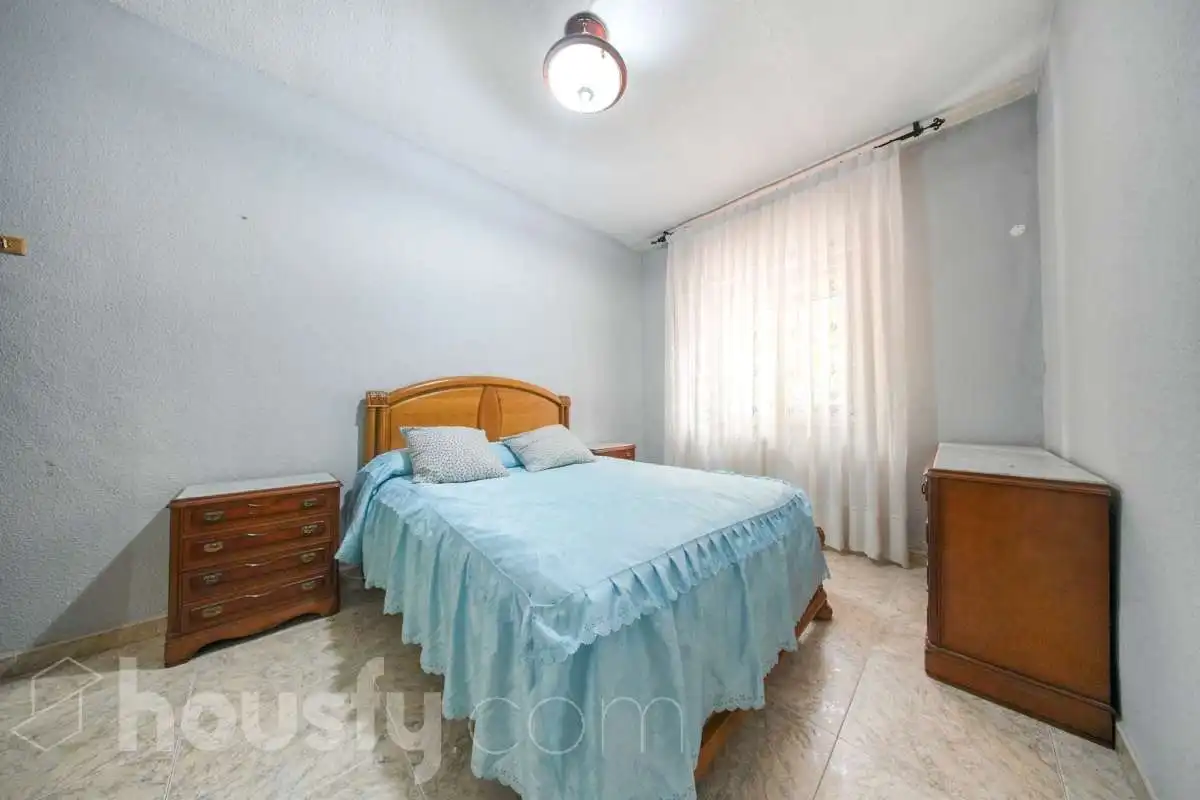Piso con ascensor en venta en Calle la Chulapona ., imagen 9