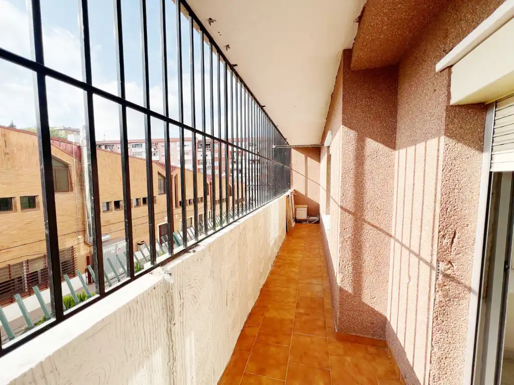 Terrassa de Pis en venda en Reyes Católicos