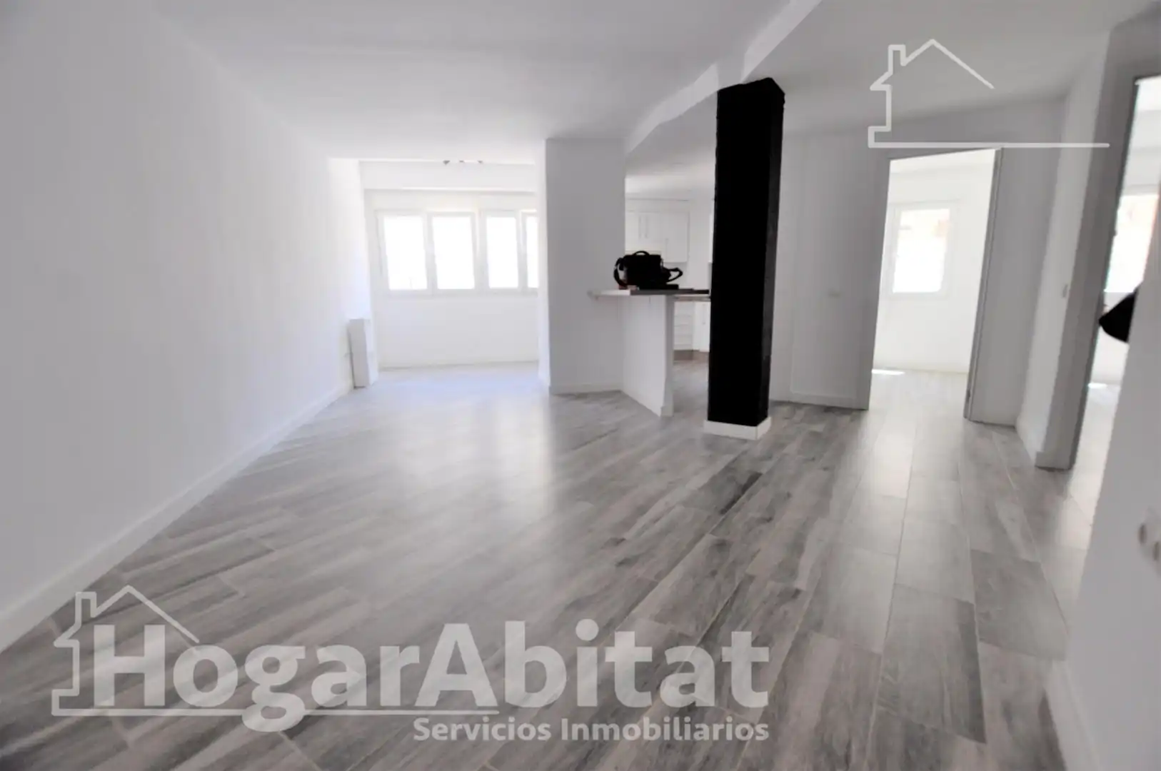 Living room of Flat for sale in Valencia