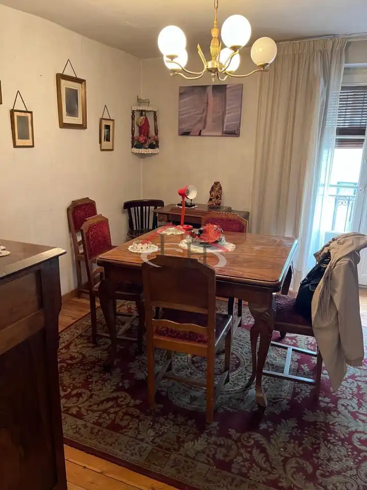 Comedor de Casa o chalet en venta en León Capital  con Calefacción, Parquet y Trastero