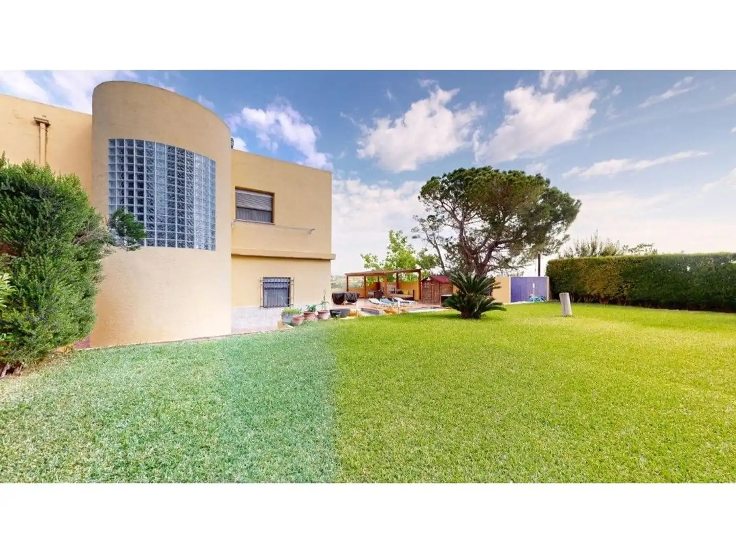 Jardí de Casa o xalet en venda en Riba-roja de Túria amb Aire condicionat, Calefacció i Jardí privat