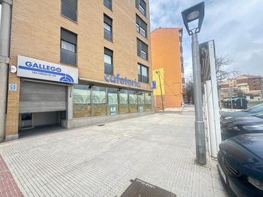 Local comercial en venta en Avenida del Obispo Quesada