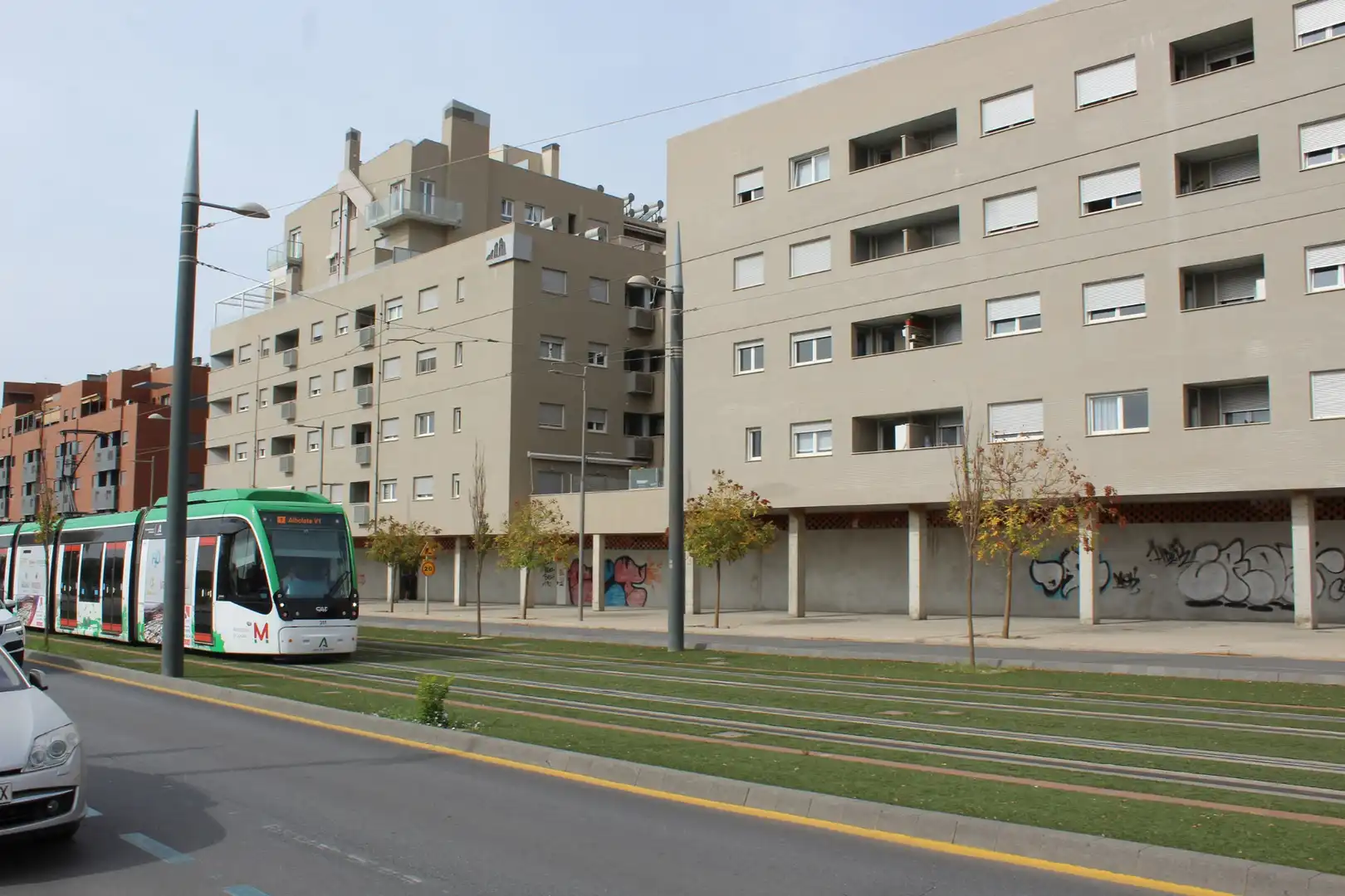 Exterior view of Flat for rent in Granada  with Air Conditioner, Heating and Terrace