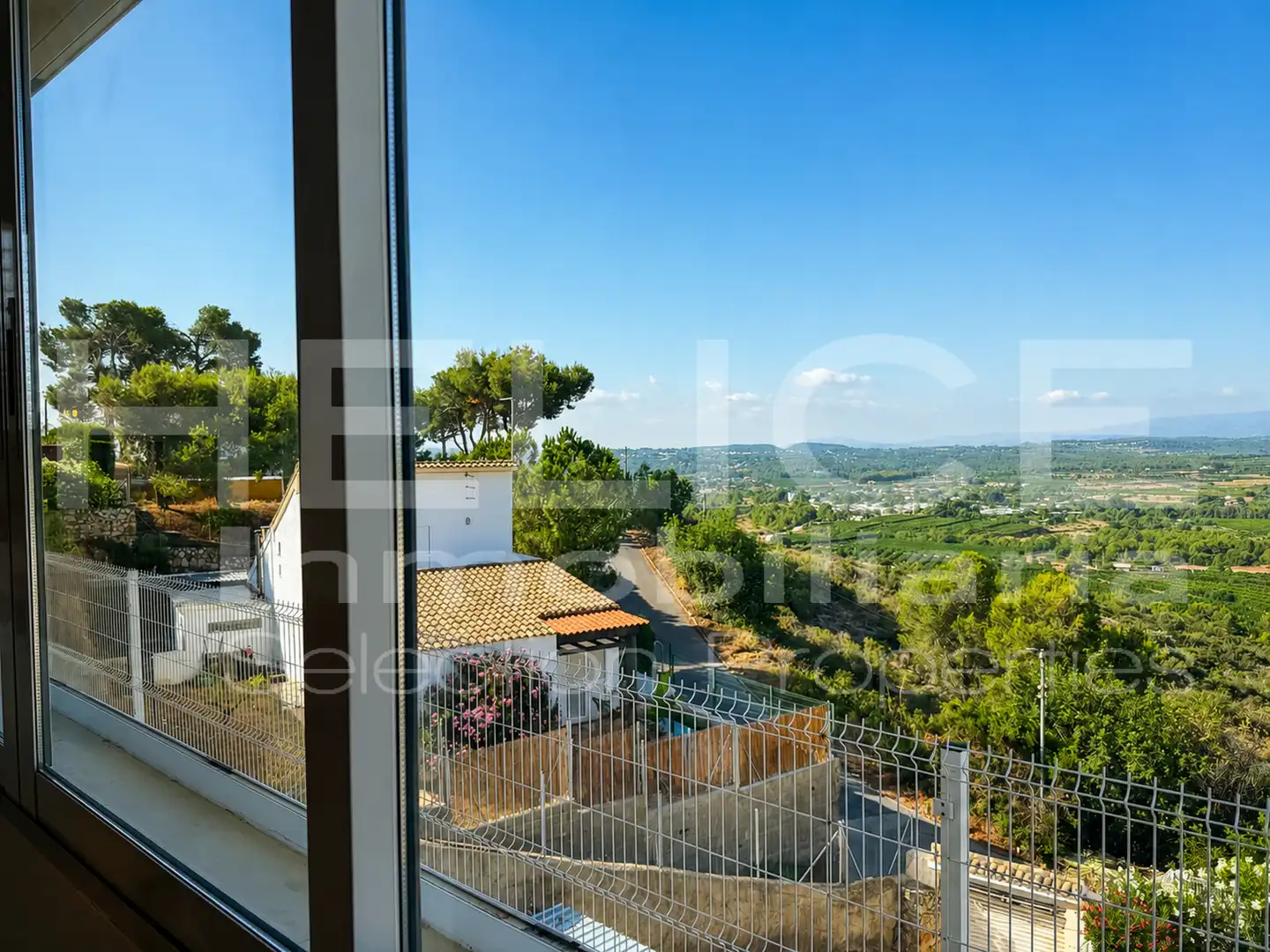 Houses for sale in Cumbres de Calicanto