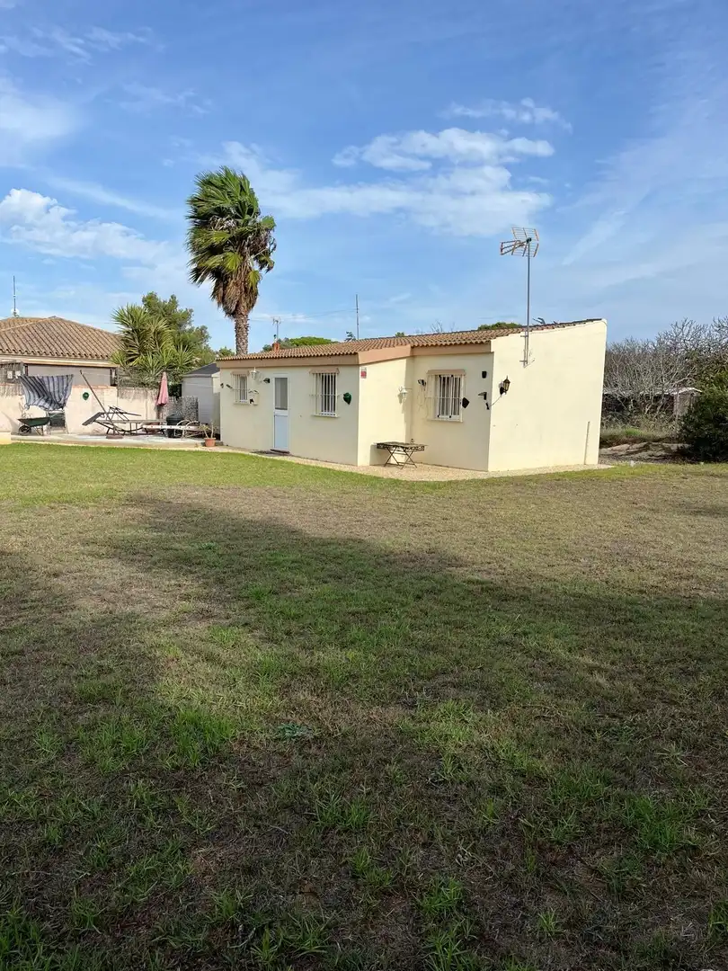 Country house zum Verkauf in Chiclana de la Frontera mit Privatgarten, Abstellraum und Schwimmbad
