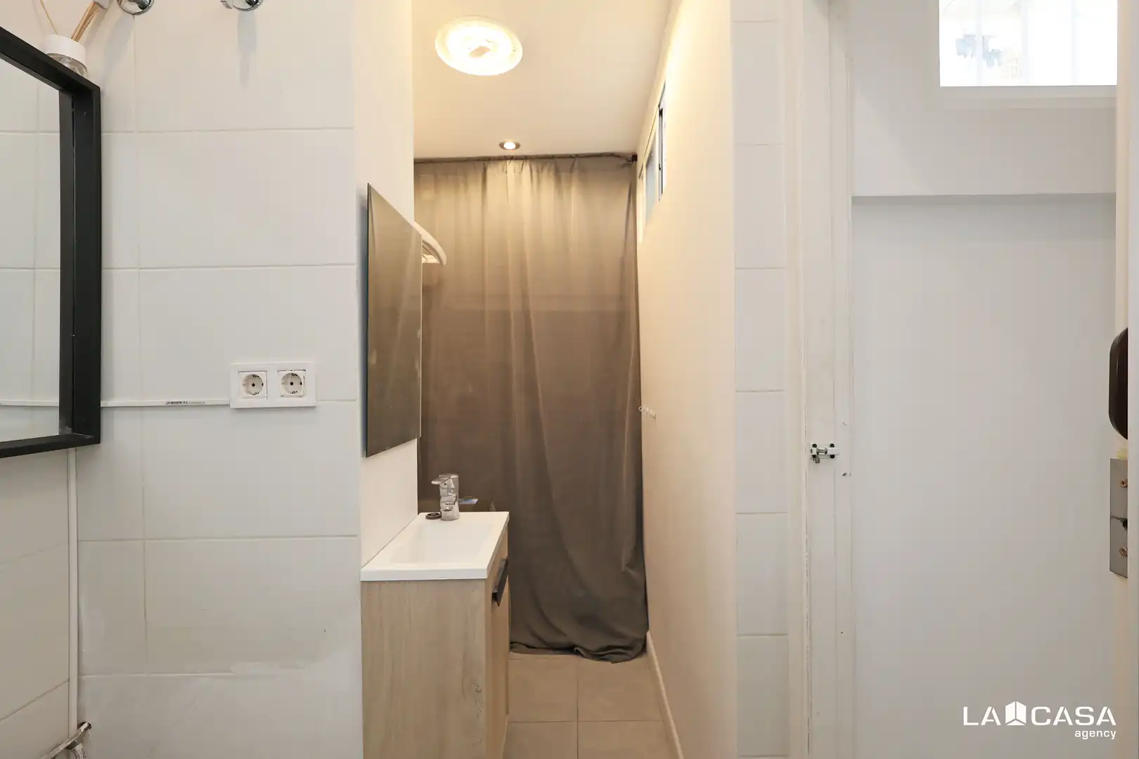 Piso en venta en Carrer de Salvà, El Poble Sec - Parc de Montjuïc