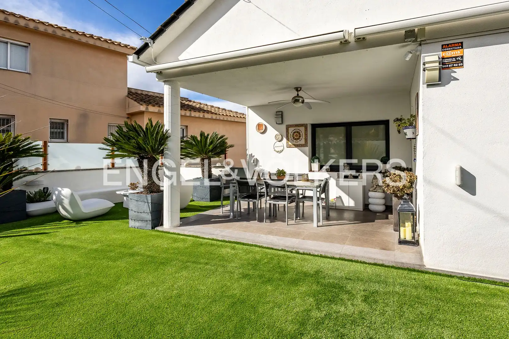 Terrassa de Casa o xalet en venda en Vallirana amb Aire condicionat, Calefacció i Jardí privat