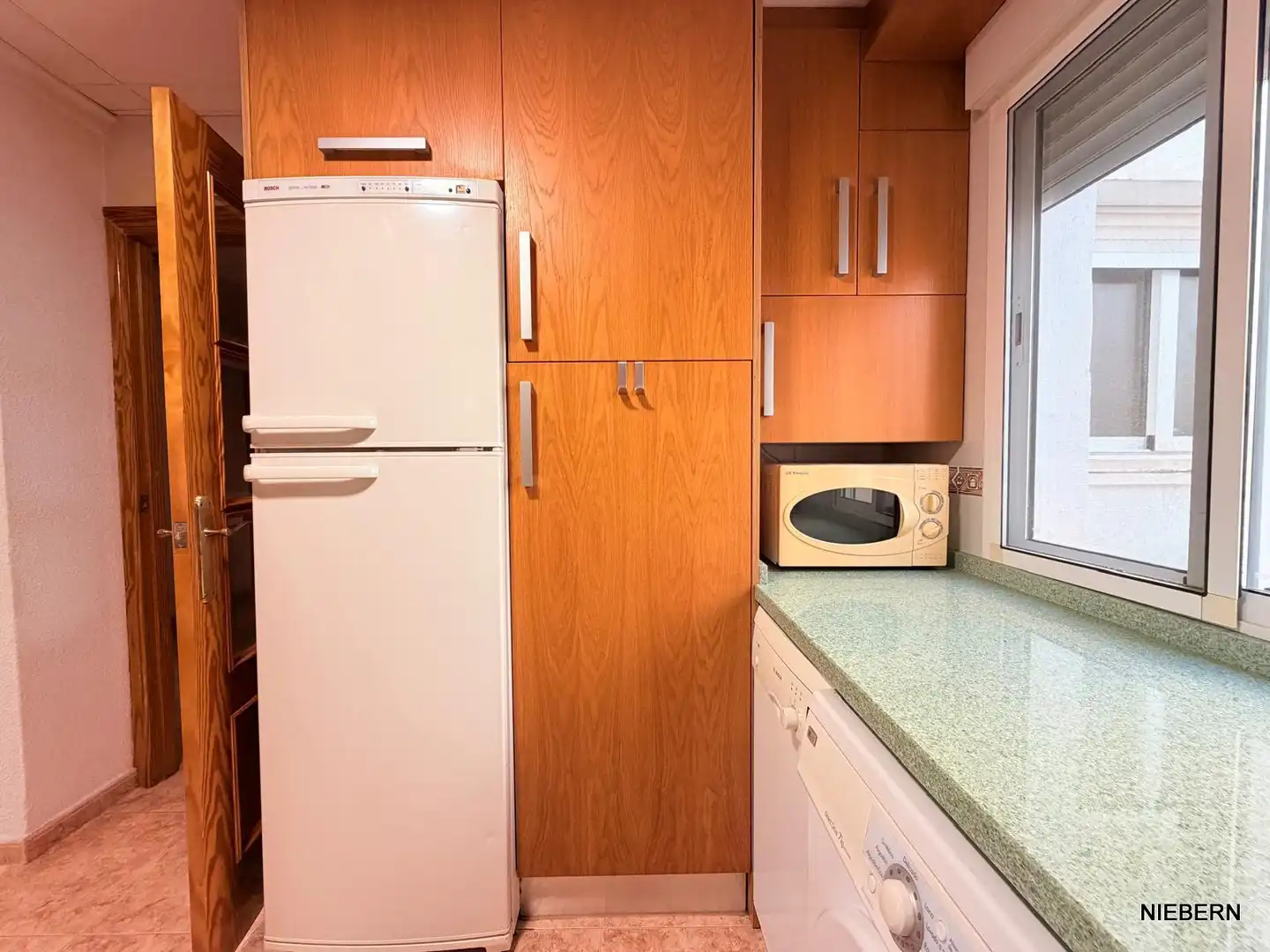 Cocina de Piso de alquiler en Cartagena con Aire acondicionado, Amueblado y Horno