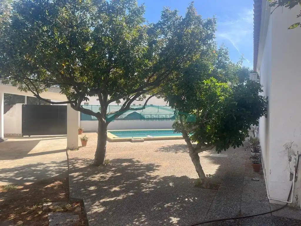 Piscina de Casa o xalet de lloguer en Paterna amb Aire condicionat, Jardí privat i Terrassa