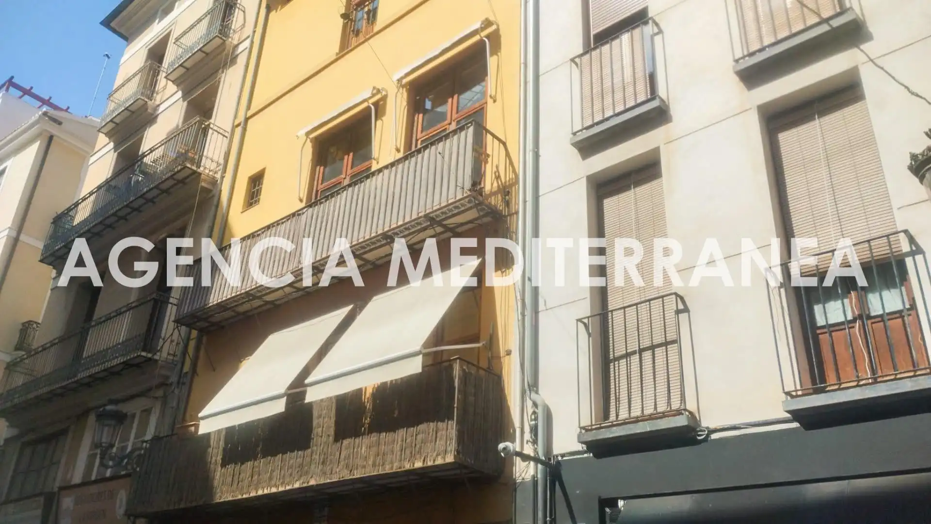 Vista exterior de Piso en venta en Valencia con Aire acondicionado, Calefacción y Parquet