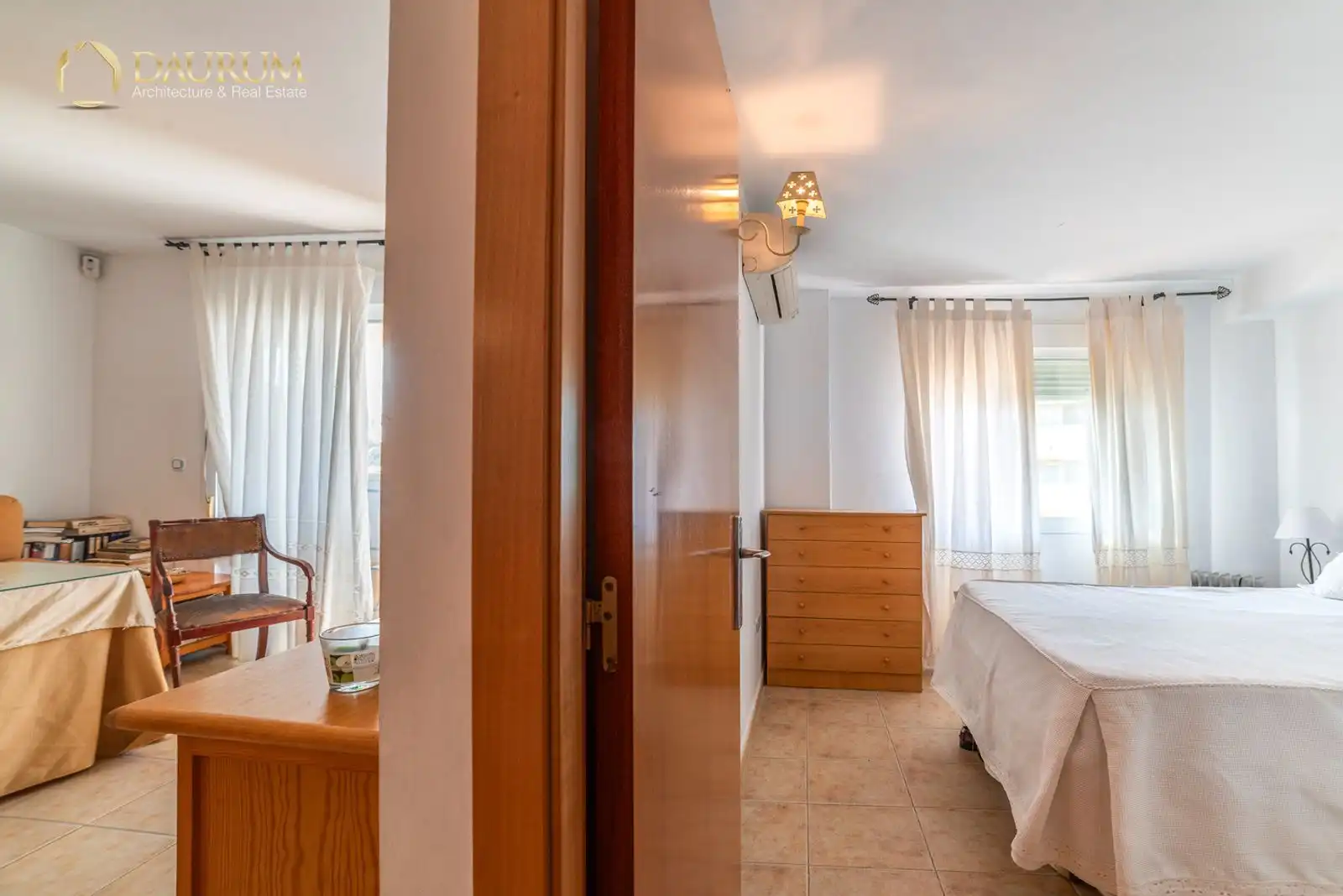 Habitación de Ático en venta en Isla Cristina con Aire acondicionado, Terraza y Trastero