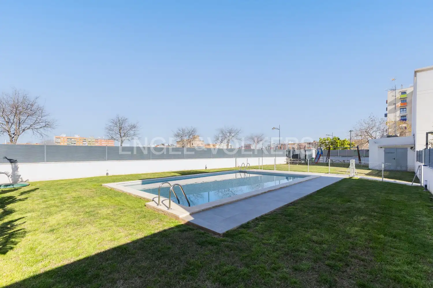 Piscina de Casa o chalet en venta en Valencia con Aire acondicionado, Calefacción y Jardín privado