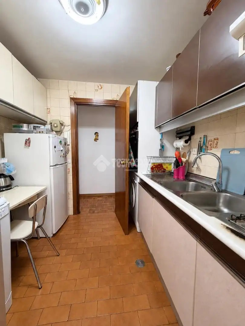 Cuina de Pis en venda en Madrid amb Aire condicionat, Calefacció i Terrassa