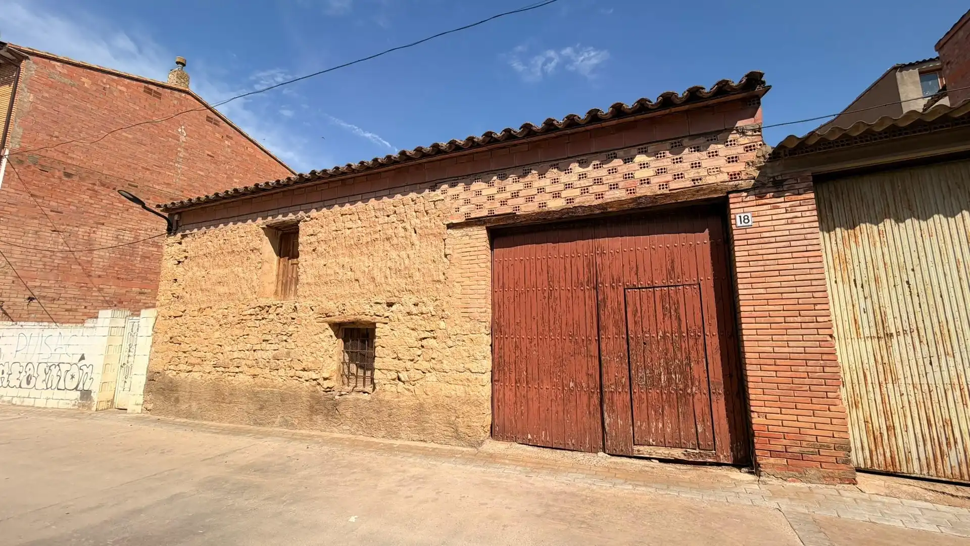 Vista exterior de Terreno en venta en Ontiñena