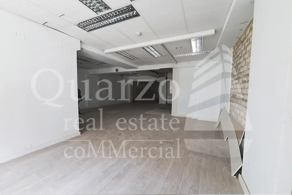 Locale commerciale in affitto a Calle San Pedro de Alcántara, imagen 2