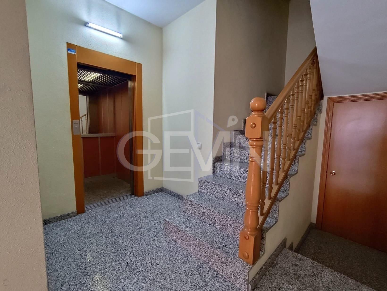 Flat for sale in Santa Perpètua de Mogoda  with Air Conditioner, Storage room and Balcony