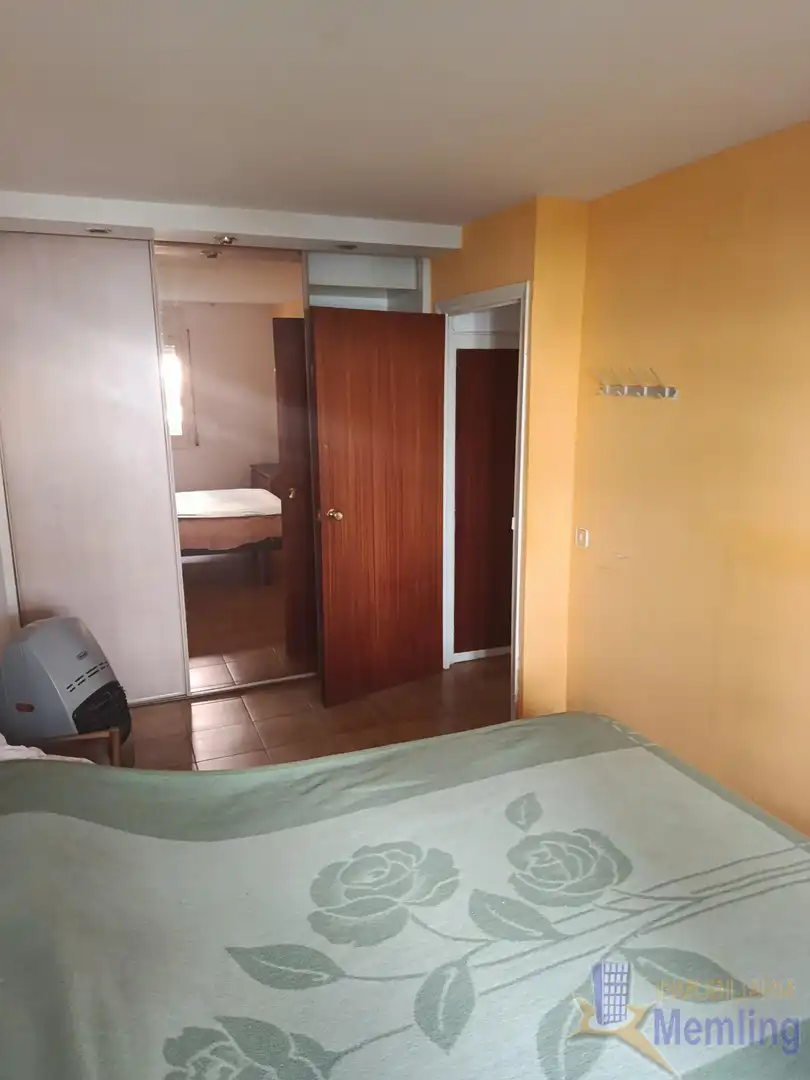 Dormitori de Apartament en venda en Cambrils amb Calefacció, Terrassa i Moblat