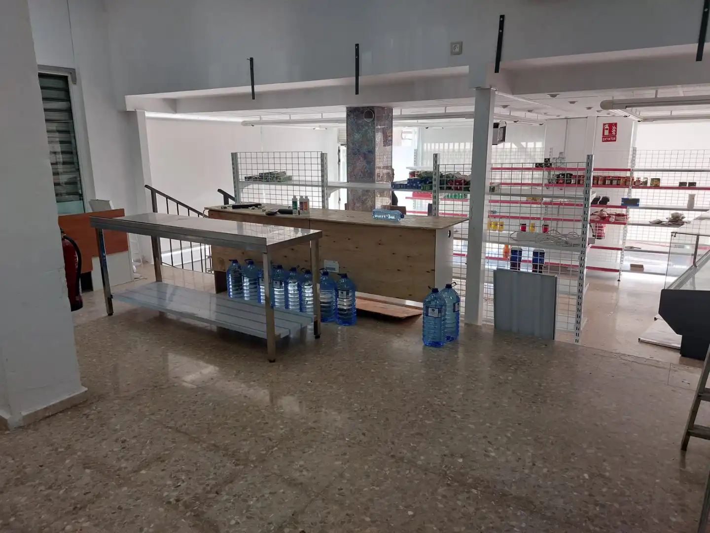 Local de alquiler en Avinguda del Primer de Maig, El Alborgí