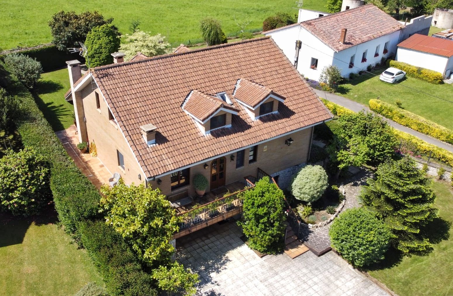 Vista exterior de Casa o chalet en venta en Alfoz de Lloredo con Calefacción, Terraza y Balcón