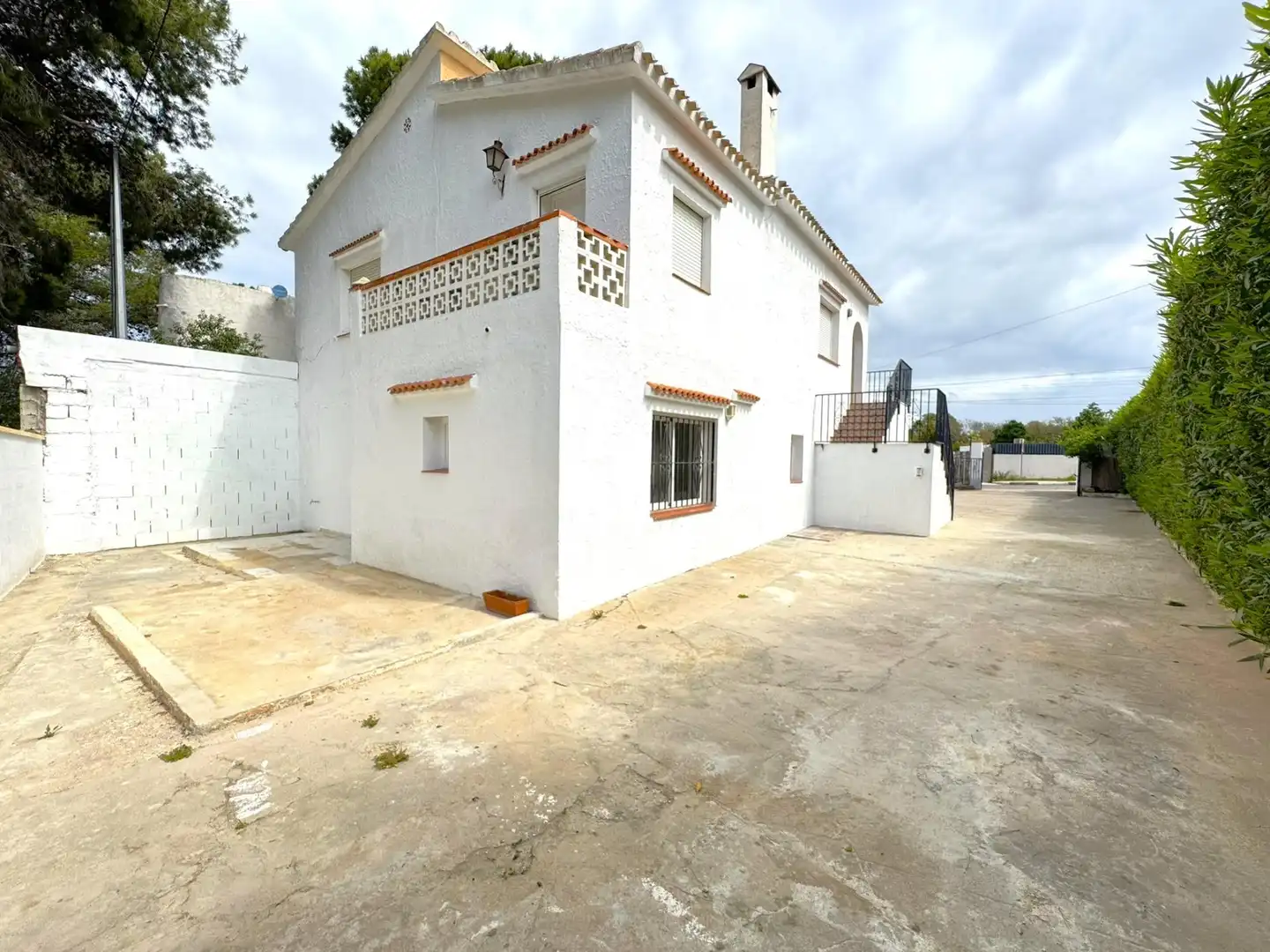Exterior view of Houses for sale in Dénia