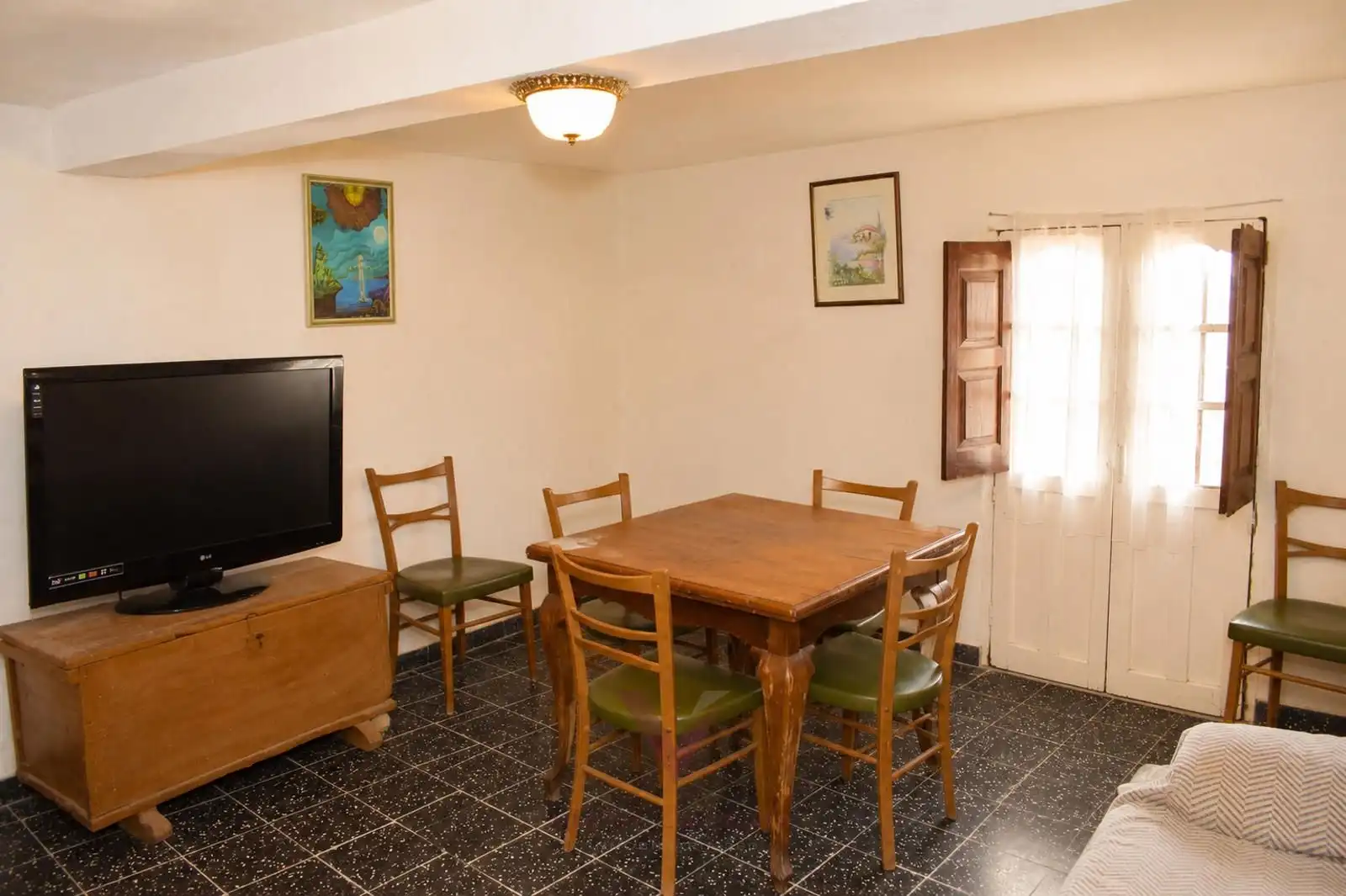 Esszimmer von Einfamilien-Reihenhaus zum Verkauf in San Esteban de la Sierra mit Heizung, Terrasse und Möbliert