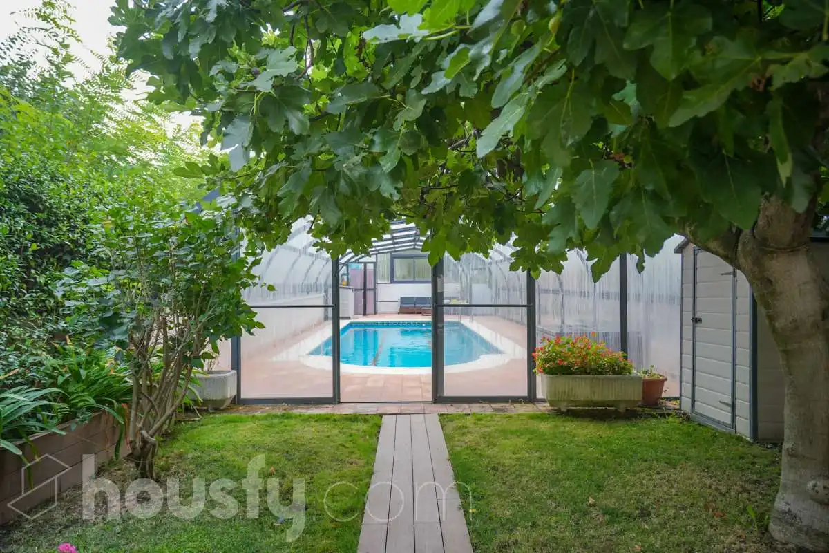 Piscina de Casa o xalet en venda en Rivas-Vaciamadrid amb Aire condicionat, Calefacció i Jardí privat