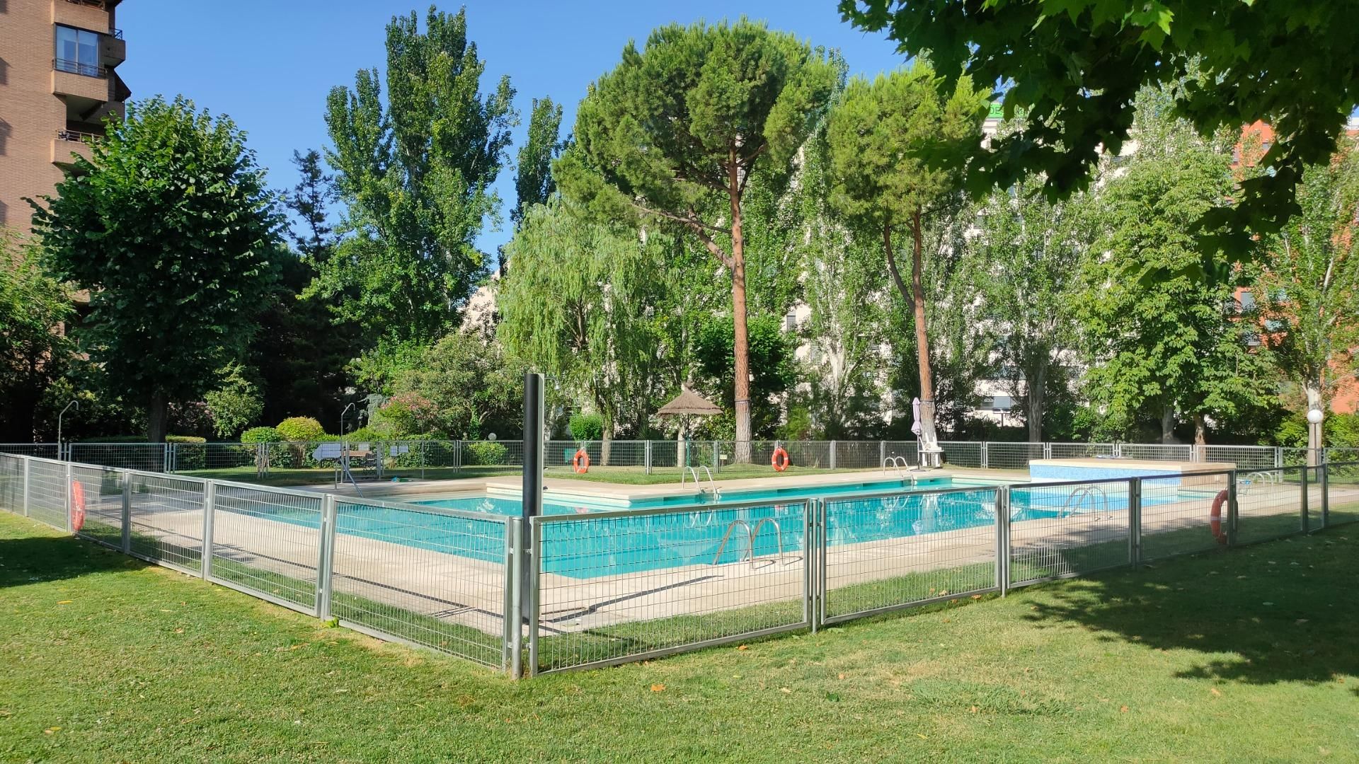 Piso en venta en Valdezarza