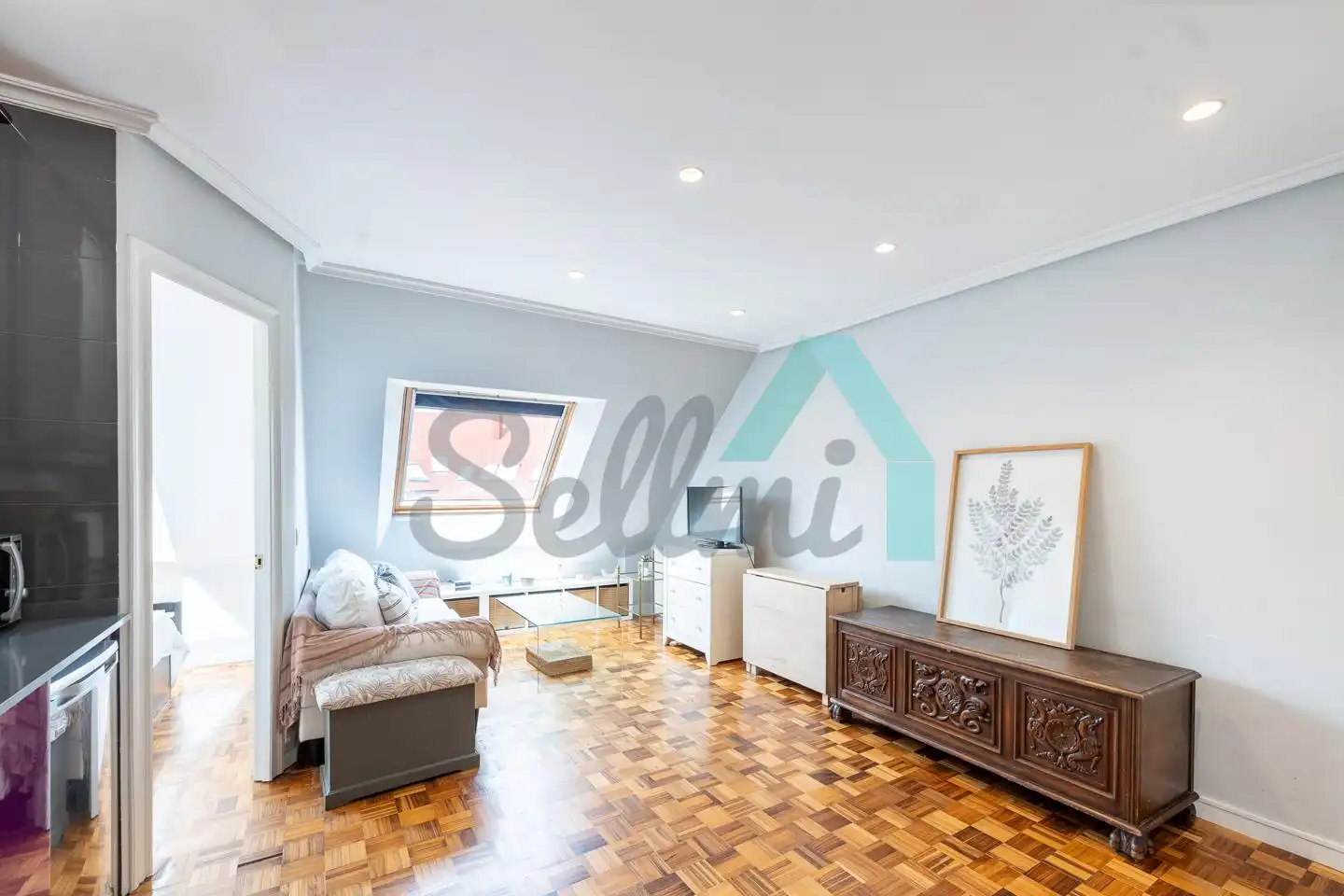 Sala de estar de Piso en venta en Oviedo  con Calefacción y Parquet