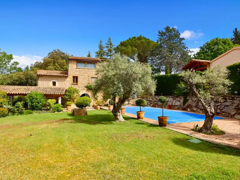 Casa amb piscina en venda a Cabanelles, imagen 35