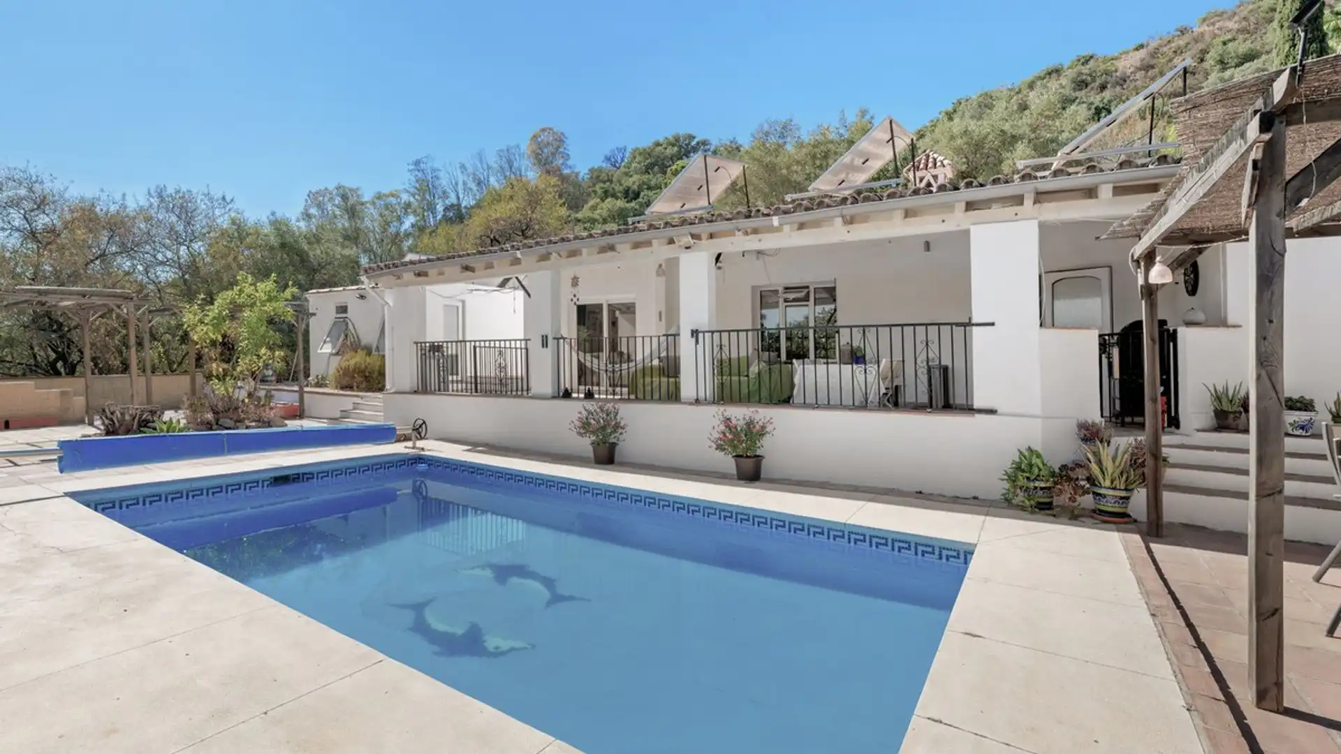 Finca rústica en venta en Altos de Estepona