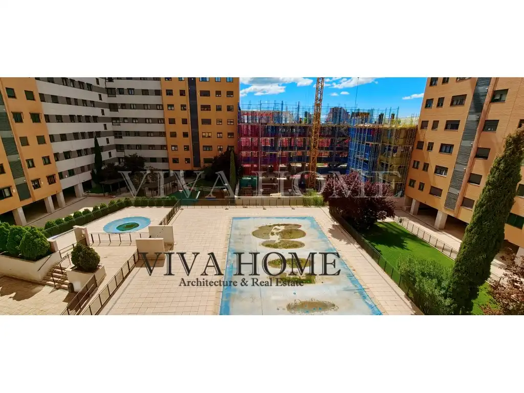 Flat with lift for sale in Calle Charleroi, imagen 2