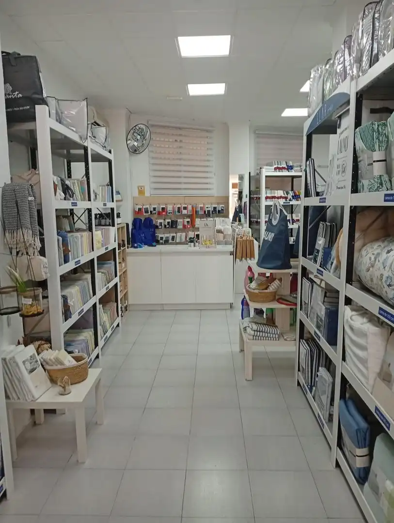 Local de alquiler en Murcia con Aire acondicionado