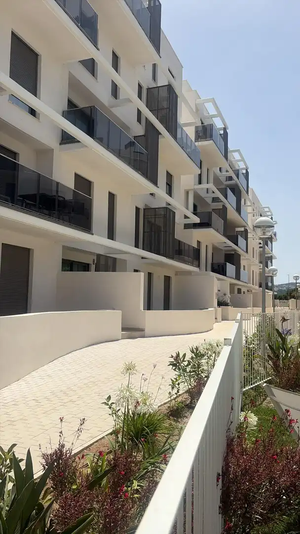 Apartamento con terraza en venta en El Montgó, imagen 34