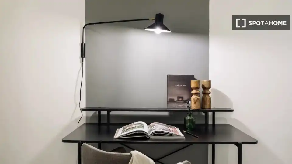 Bedroom of Flat for rent in  Barcelona Capital  with Air Conditioner, Heating and Furnished