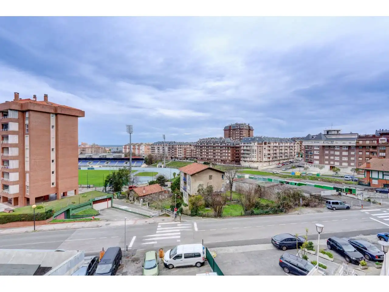 Exterior view of Flat for rent in Castro-Urdiales  with Heating and Terrace