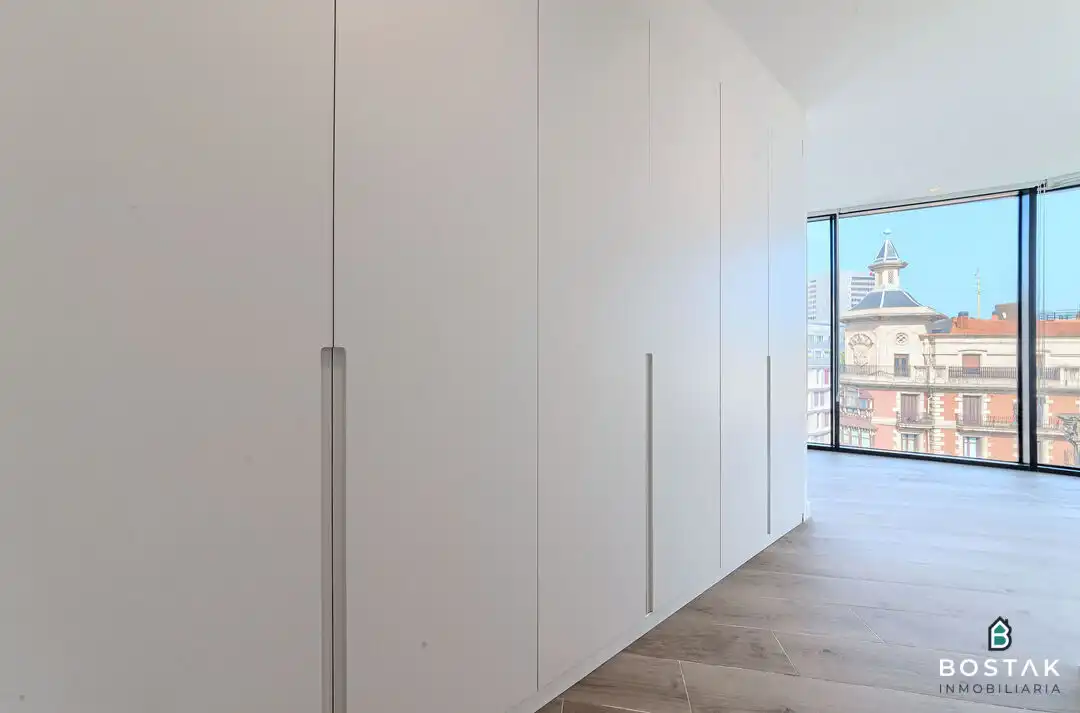 Habitación de Piso de alquiler en Bilbao  con Calefacción y Terraza