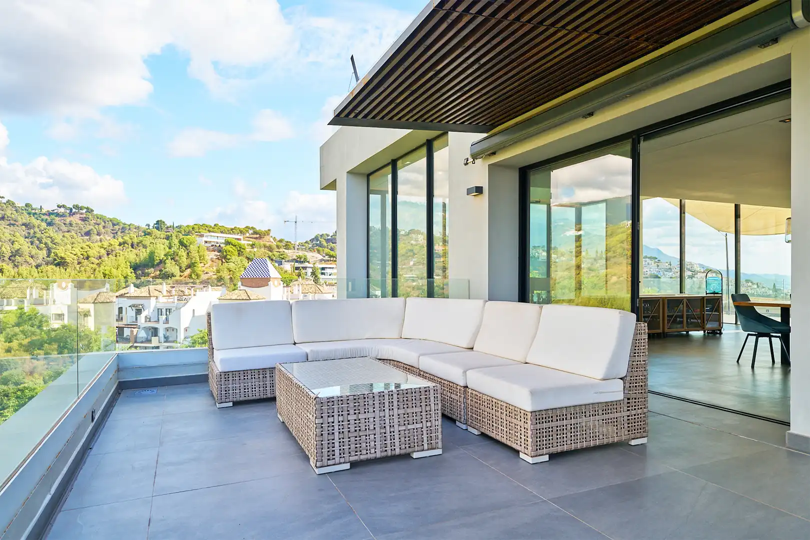 Terraza de Casa o chalet en venta en Benahavís con Aire acondicionado, Calefacción y Jardín privado