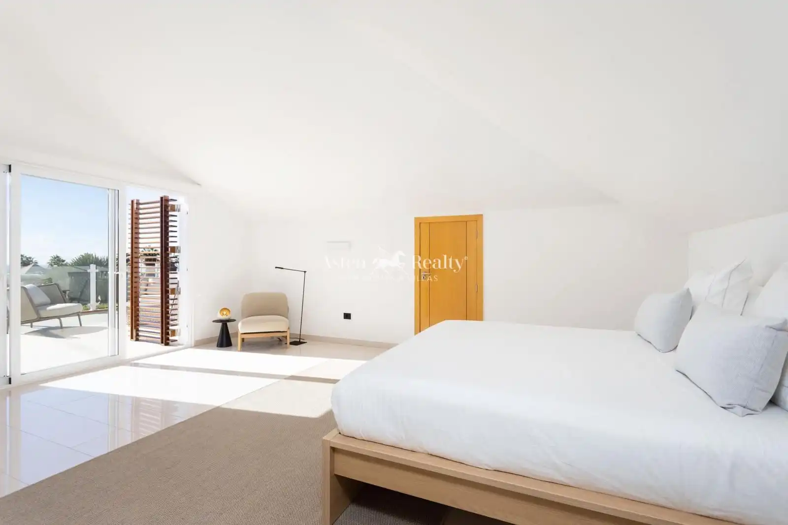 Casa con piscina en venta en Samarin, imagen 25