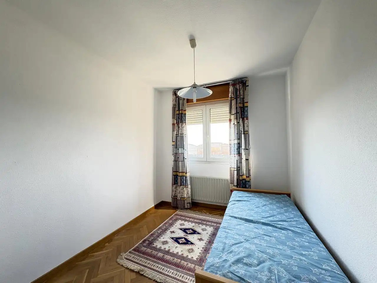 Schlafzimmer von Wohnung zur Miete in Madrid mit Heizung und Gemeinschaftspool