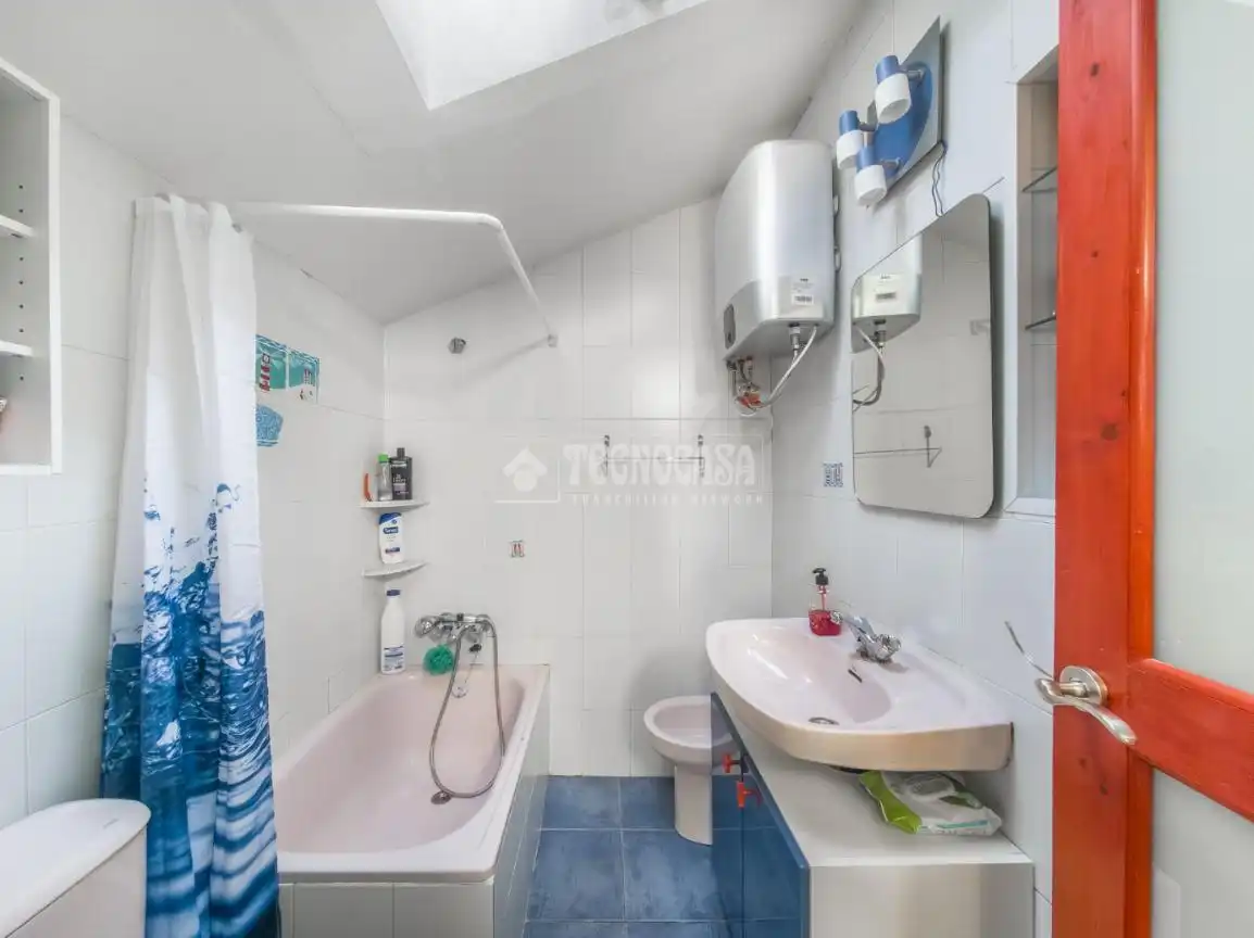 Baño de Piso en venta en Madrid con Calefacción