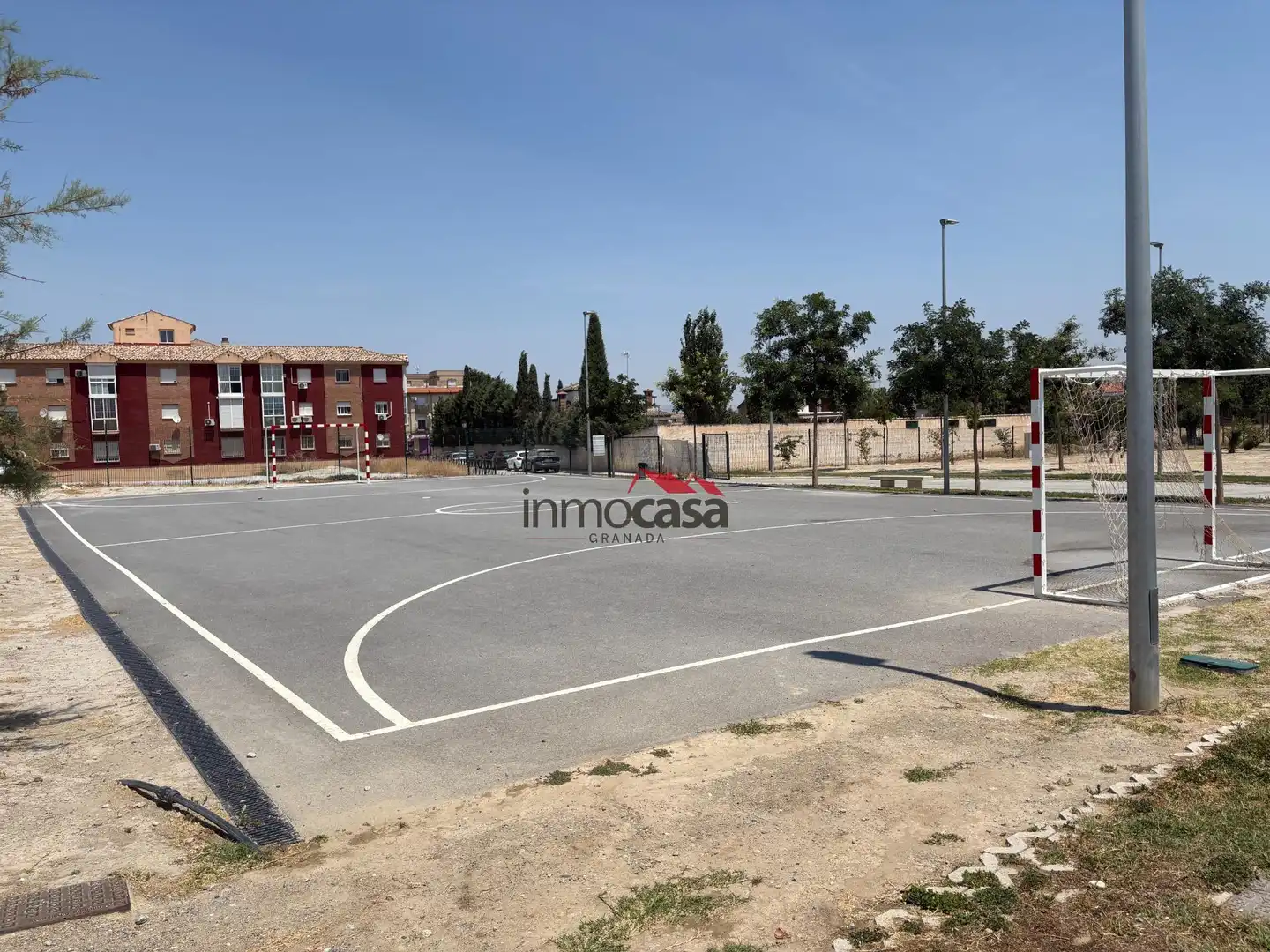 Vista exterior de Pis en venda en Las Gabias amb Moblat i Balcó