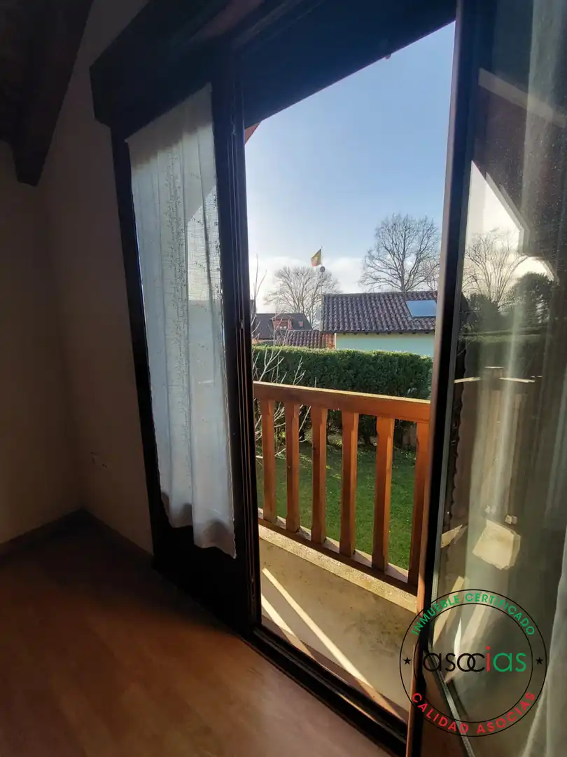 Terrassa de Casa o xalet en venda en Parres amb Calefacció, Jardí privat i Terrassa