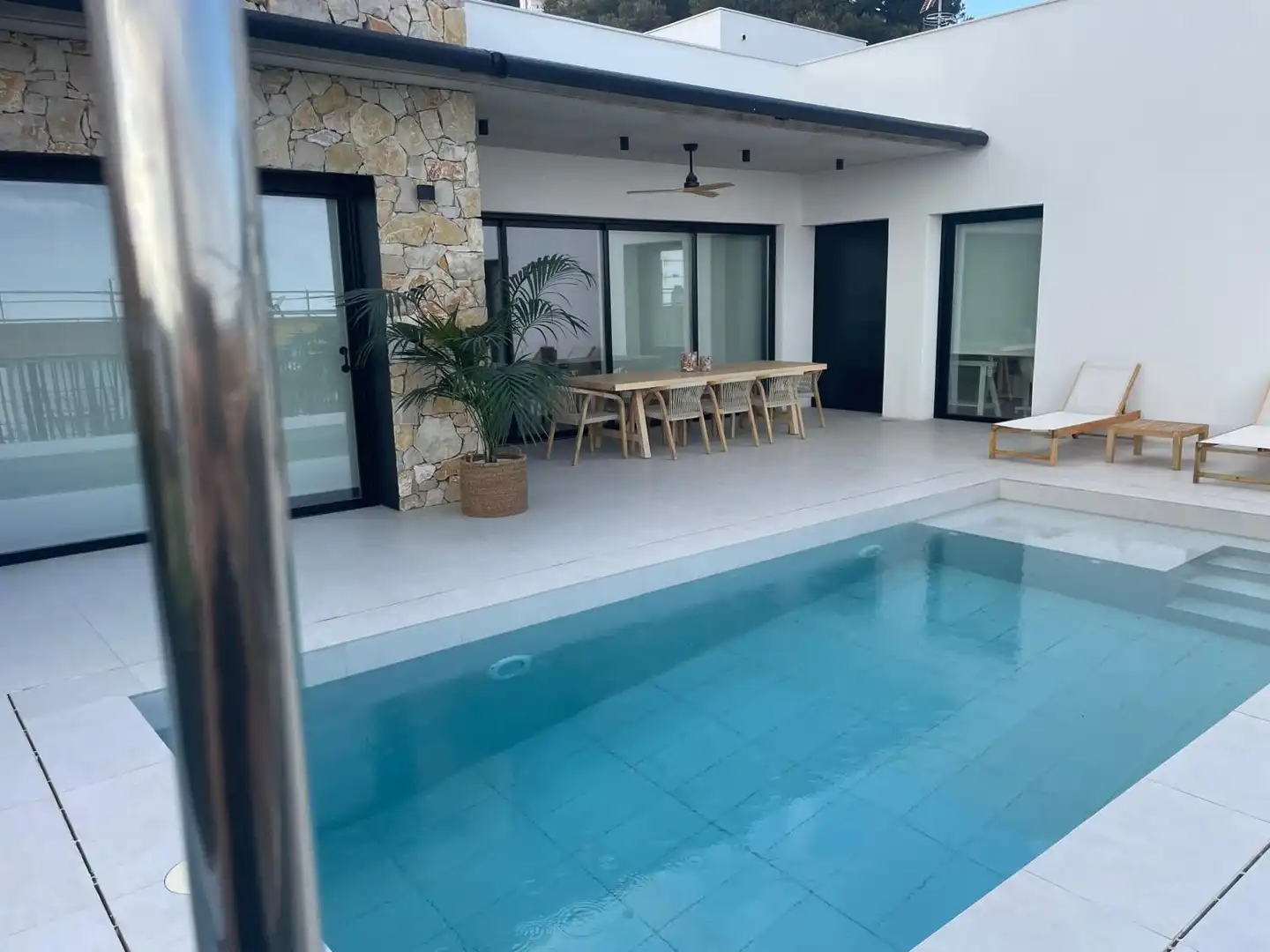 Swimming pool of Houses for sale in Sitges  with Air Conditioner, Heating and Swimming Pool
